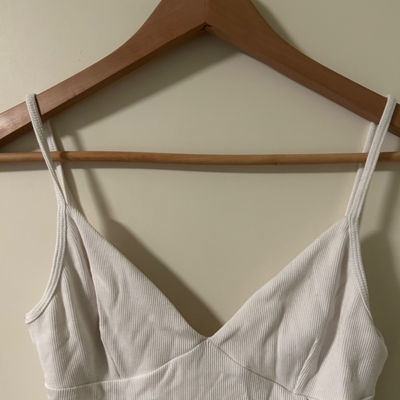 Aritzia White Ribbed Bodysuit (size M) - Picture 2 of 4